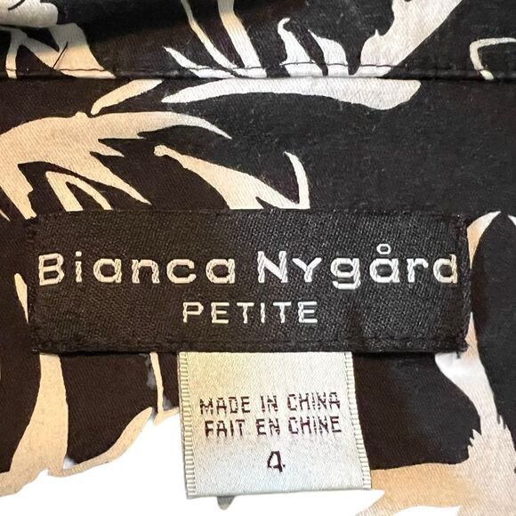 Bianca Nygard floral snap button shirt. Size 4P - Picture 3 of 9